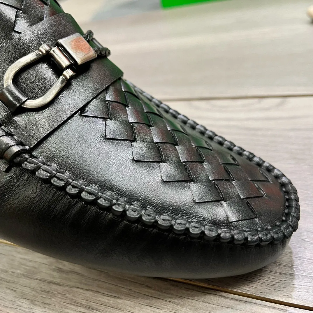 Factory price: 400💰BV new men's shoes original replica👉👉High-end men's casual beanie shoes/💞driving shoes! 🔊Upper imported cowhide woven, ☑️Sheepskin lining, one-step design, light and smart ☮☮Suitable for all kinds of travel, exclusive new style, real shot, size 38-44, (45 can be customized)